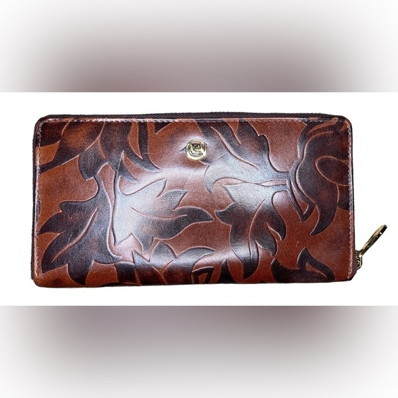 - Valentina wallet 🔥🔥 - Picture 1 of 4
